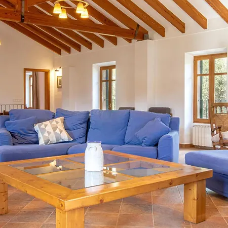 Holiday home Awesome In With Private Swimming Pool, Be Inside Or Outside