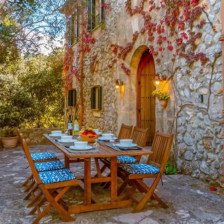 Awesome In With Private Swimming Pool, Be Inside Or Outside Pollenca